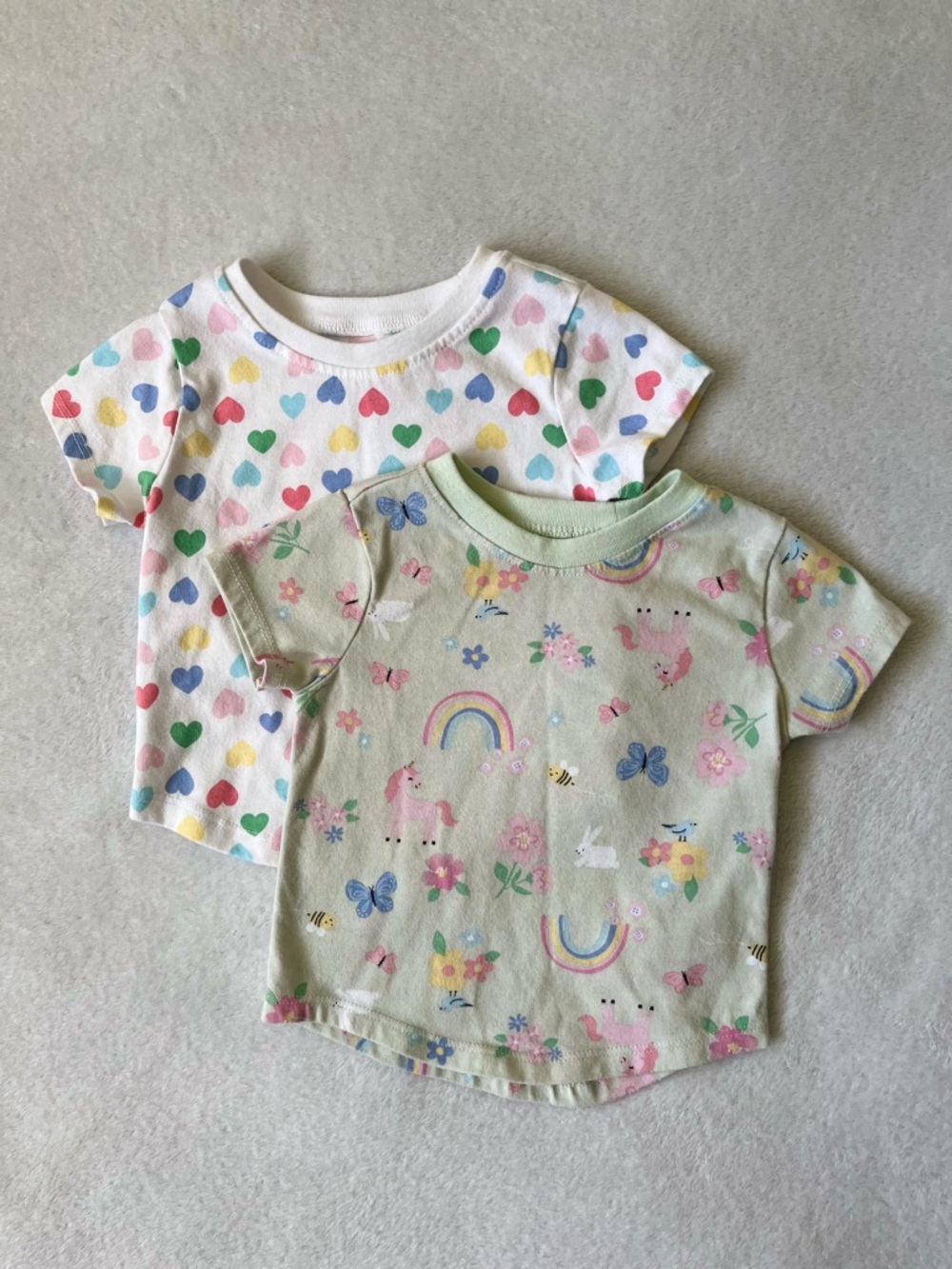 Girls' Pastel Heart & Rainbow Graphic Tee Set - Multicolor